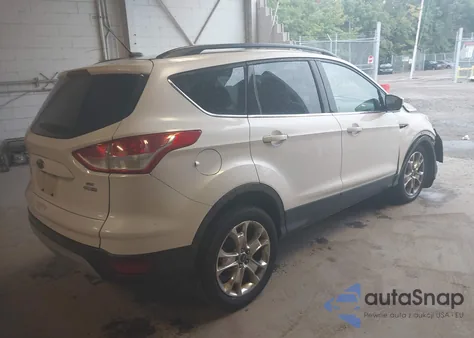 2016 Ford Escape Se z USA, uszkodzony, nr VIN 1FMCU9G9XGUB79950